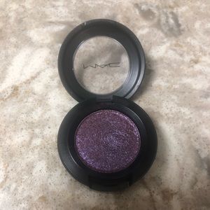 MAC Cosmetics Eyeshadow, Can’t Stop Don’t Stop